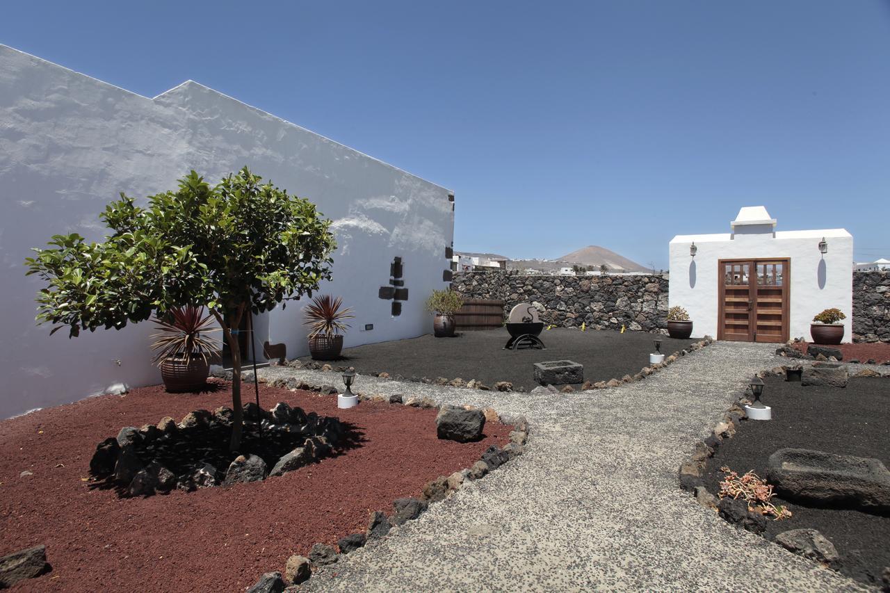 Caserío Leandro I Villa Tías