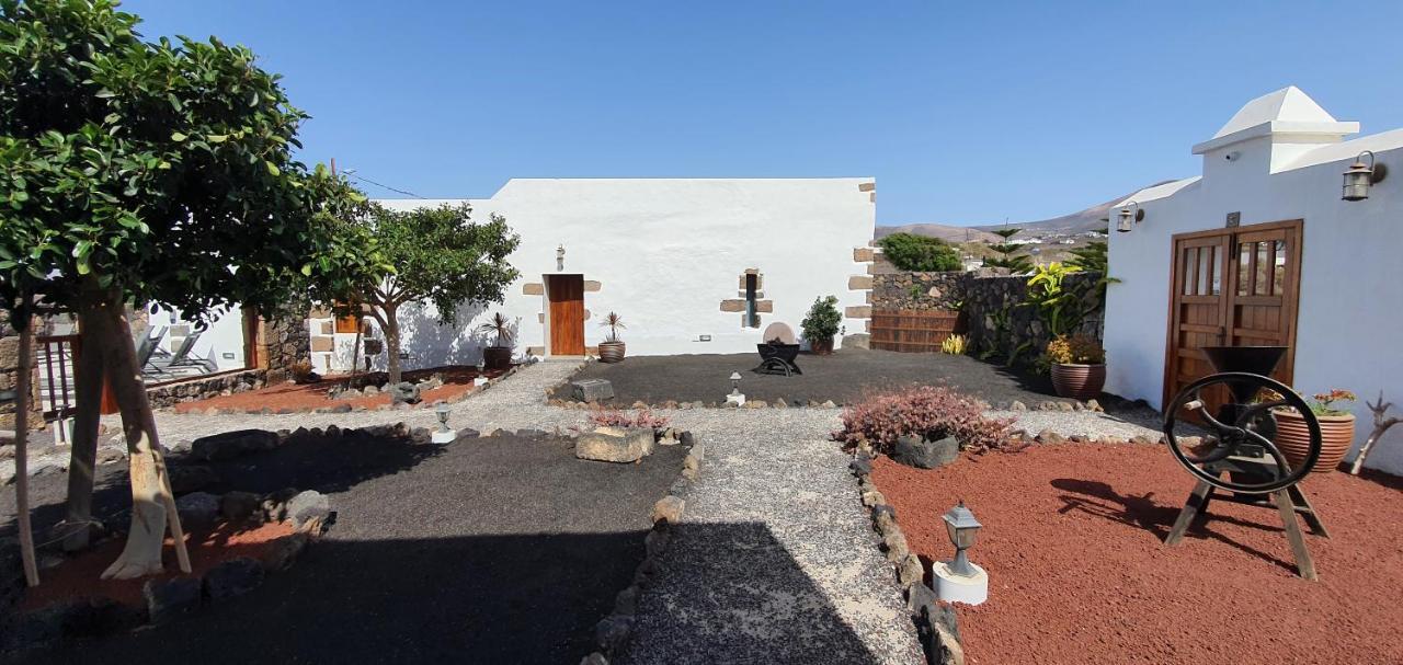 Caserio Leandro I Villa Tias